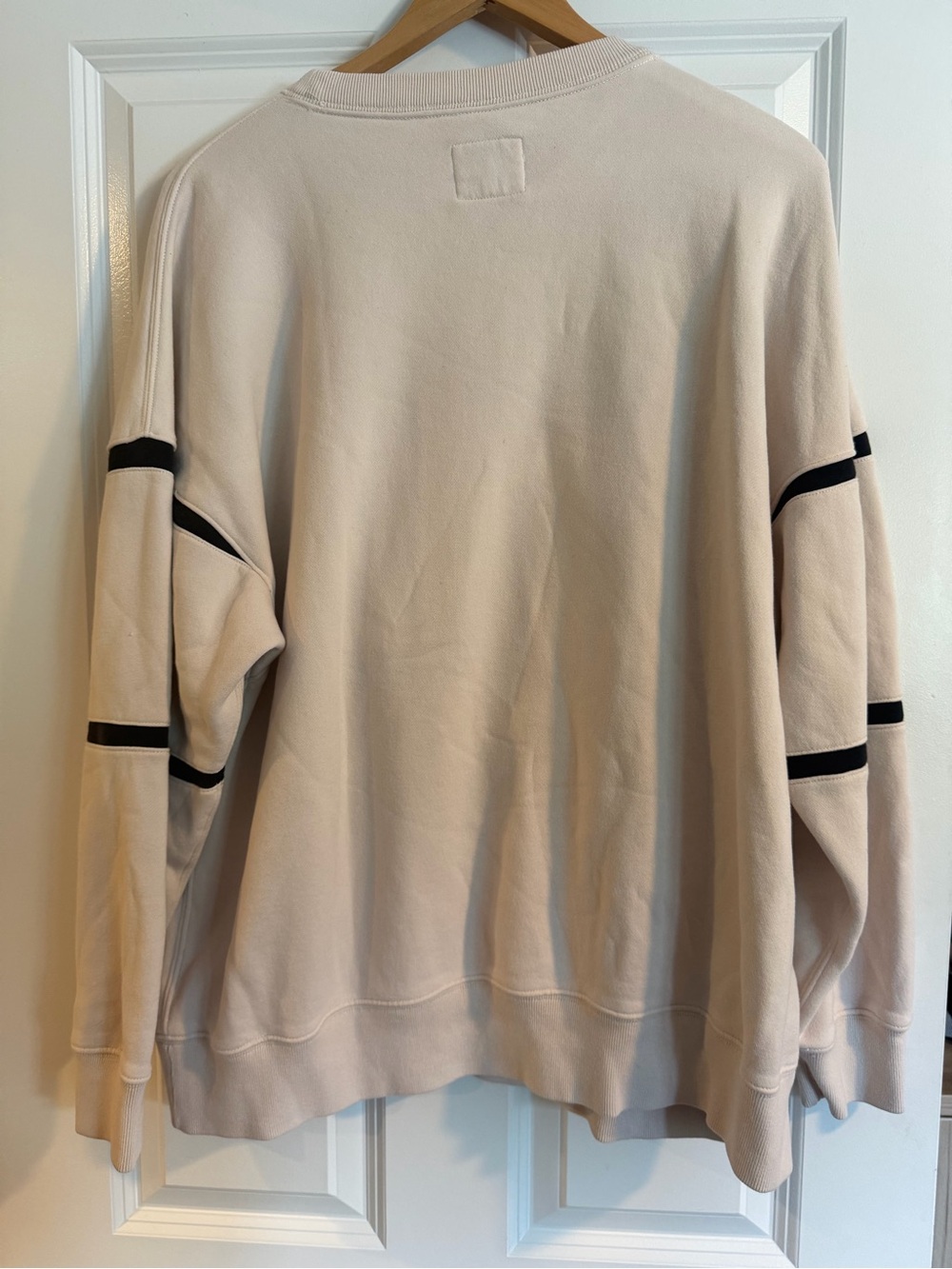 Abercrombie & Fitch Beige Go Sports Crewneck Sweatshirt with Black Trim Size XL - Picture 3 of 3